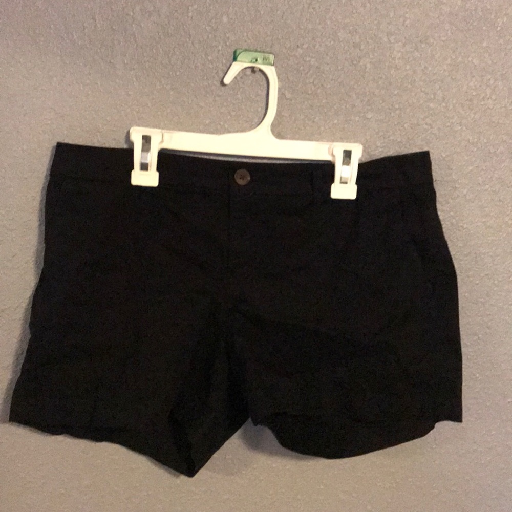 Black old navy everyday shorts
